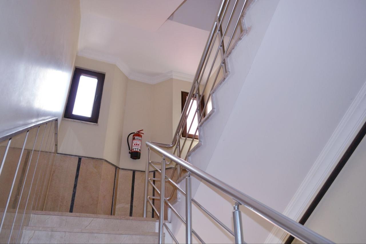 The Twins Apartmens Aparthotel Trabzon Exteriör bild
